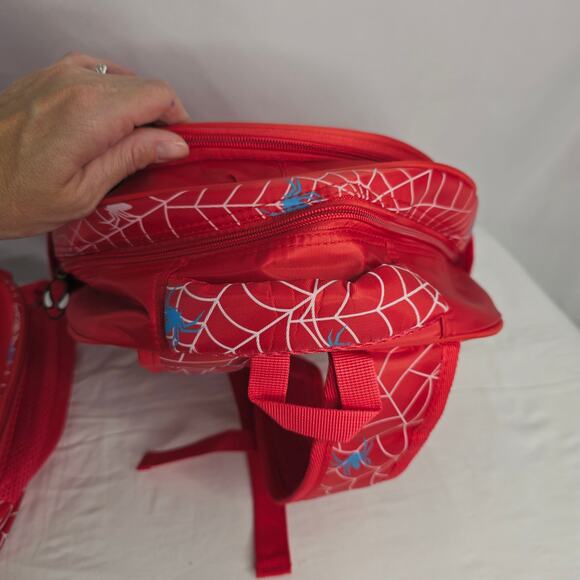 Kids Red 14.5" Tall Back to School Backpack & Matching Insulated Lunch Box New - Picture 5 of 10